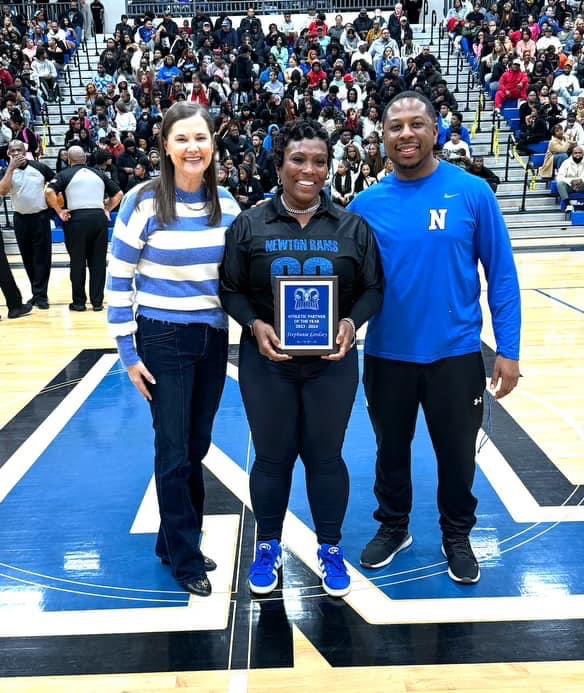 A HUGE shout out and thank you to the Newton High Athletics partner of the year Stephanie R Lindsey! Thank you for being an AMAZING supporter of Newton High School for so many years! #TheLindseyFirm  #RamsRise #WeThrive #OneRamWay 💙🐏🎉