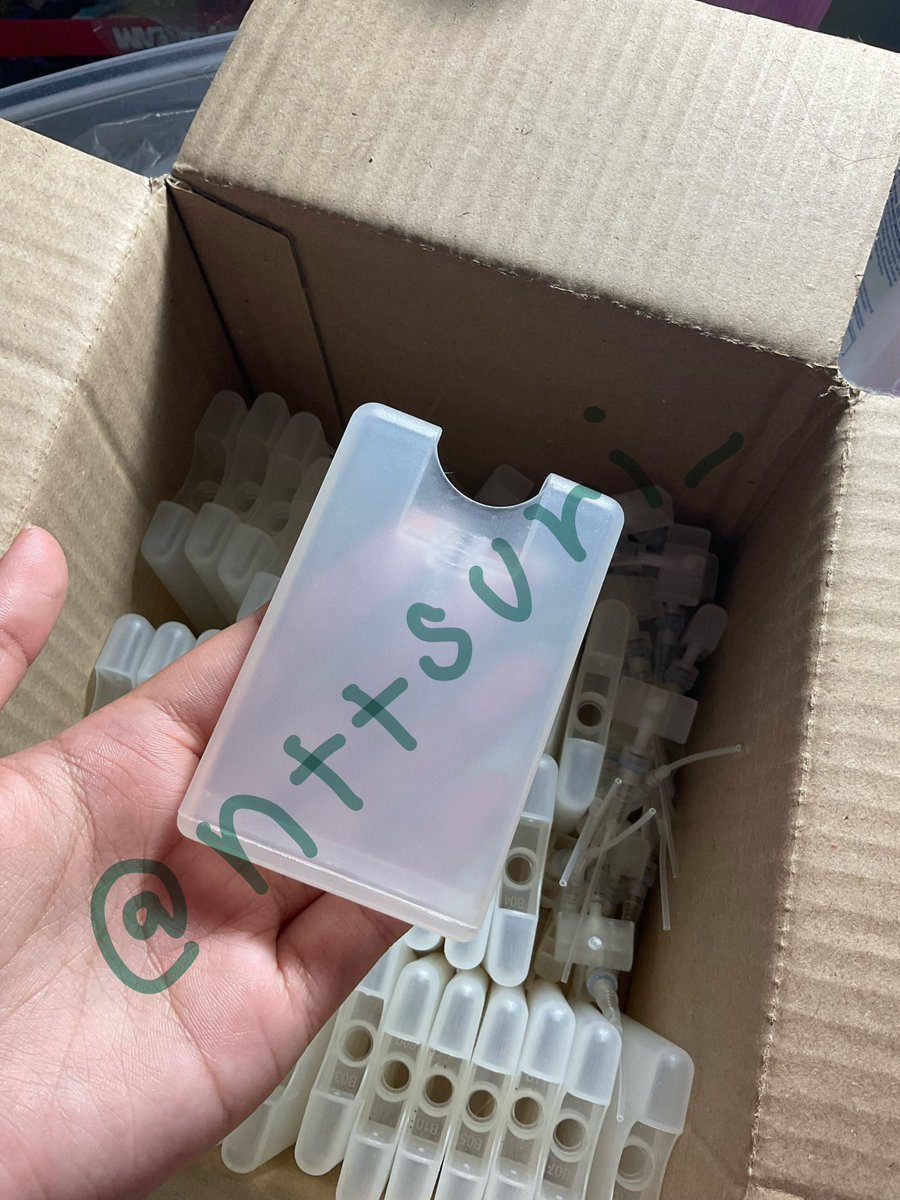 nttsuri_'s tweet photo. 🔥สเปรย์การ์ด เปล่า 130 บาทรวมส่ง🔥

มี37คู่ พร้อมโอนลดได้ค่า 

#สเปรย์การ์ด #สเปรย์น้ำหอม #สเปรย์แอลกอฮอล์ https://t.co/iiffJPd4fs
