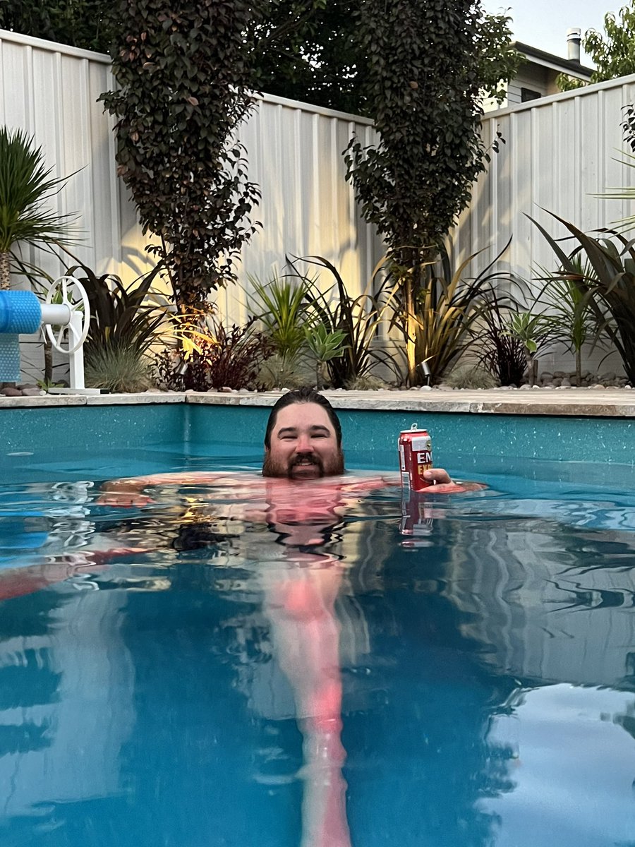 MrsC_Robinson's tweet photo. Holidays with the farmer!!

Sightseeing, lots of beers, cocktails and way too much food! 
Loving every minute of our time together!

#westernaustralia #busselton #margaretriver #beers #farmeronholidays https://t.co/Vn16UP58vY