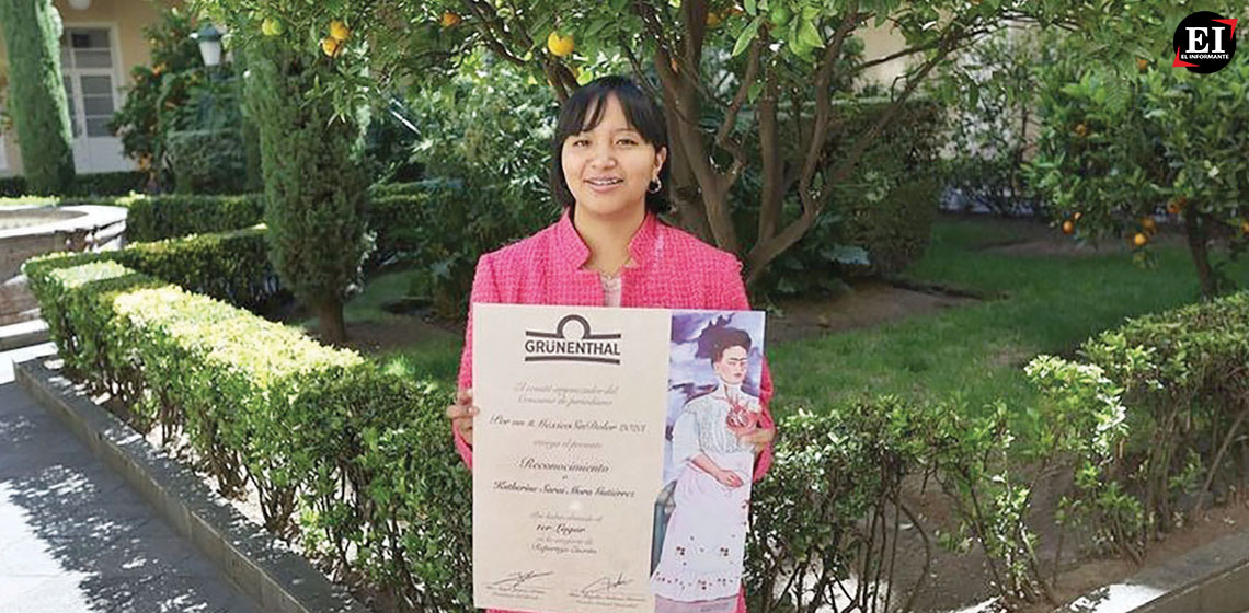 ElInformanteMX's tweet image. #Egresada de la @UAEM_MX recibe #PremioDePeriodismo por &quot;Por un #MéxicoSinDolor&quot;

“El dolor es inevitable, pero hay formas dignas de tratarlo”, refirió la también integrante de la #RedMexicana de #PeriodistasDeCiencia, quien escribió la historia de Claudia y su mamá Norma, a la…