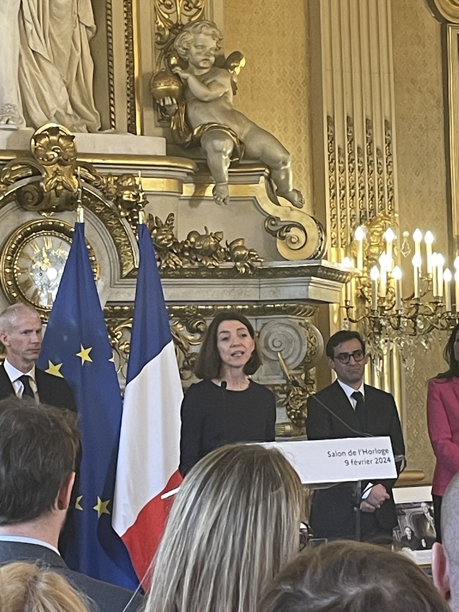 Laurence Boone : Citant Mitterrand "Le nationalisme, c'est la guerre", il ne faut pas laisser le Parlement Européen aux extrêmes. Réussir réforme de l'UE pour la rendre plus puissante.
Europe unie contre l'agression russe en Ukraine.