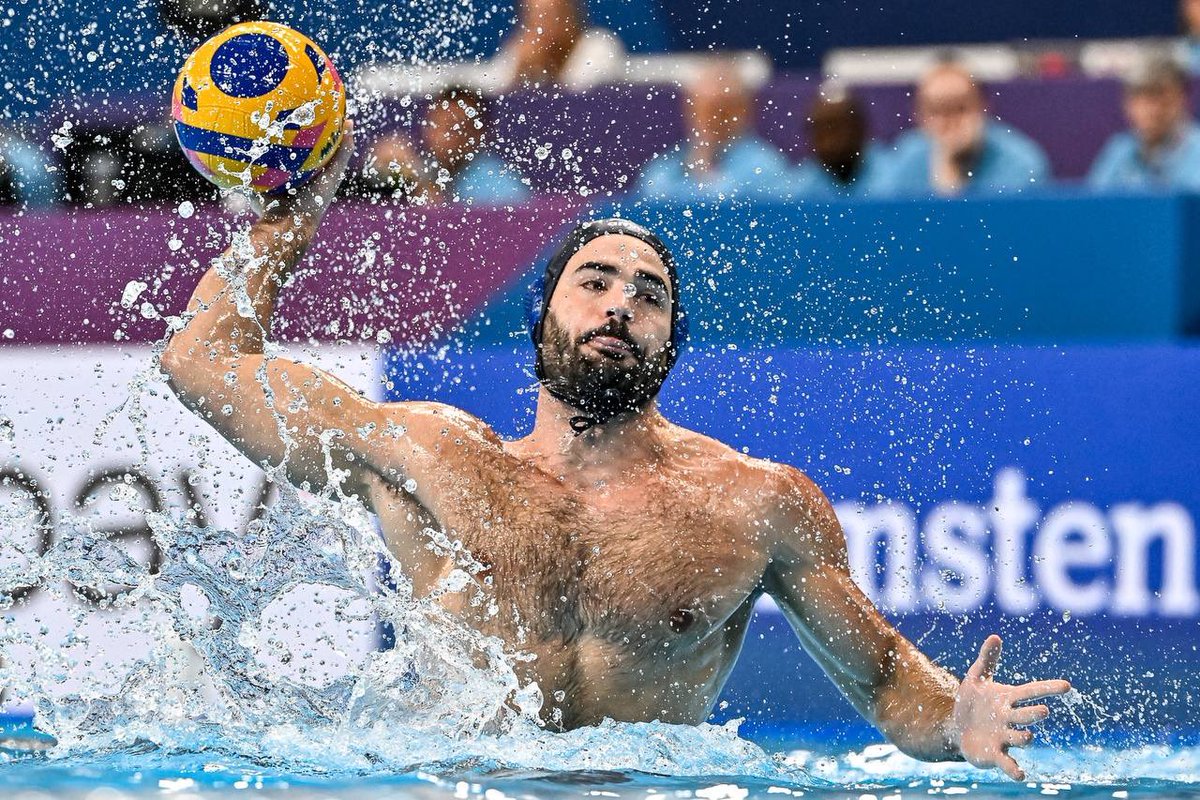 Federnuoto (@finofficial_) on Twitter photo ✔️ L’Italia batte 16-10 la Romania e chiude seconda nel gruppo D. Il #Settebello giocherà gli ottavi domenica 11 febbraio alle 17 contro Montenegro o Stati Uniti.
👉🏻 federnuoto.it/home/pallanuot…
📸 <a href="/AMaso87/">Andrea Masini</a> <a href="/DBM_Media/">DBM Deepbluemedia</a> #7bello #Pallanuoto #Waterpolo #AQUADoha2024 #Doha2024 ✔️ L’Italia batte 16-10 la Romania e chiude seconda nel gruppo D. Il #Settebello giocherà gli ottavi domenica 11 febbraio alle 17 contro Montenegro o Stati Uniti.
👉🏻 federnuoto.it/home/pallanuot…
📸 <a href="/AMaso87/">Andrea Masini</a> <a href="/DBM_Media/">DBM Deepbluemedia</a> #7bello #Pallanuoto #Waterpolo #AQUADoha2024 #Doha2024