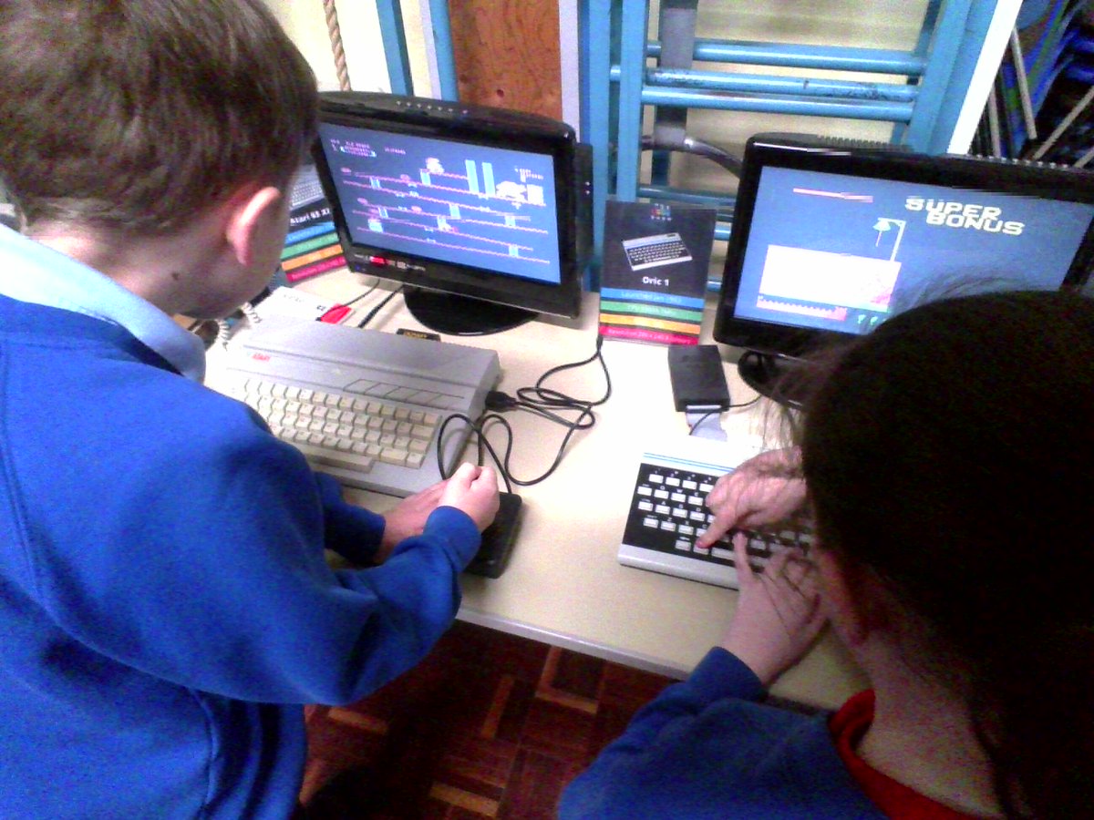 AppleySaintsCE's tweet photo. #TheCODEShow is in school today for the children to learn about how Britain entered the computing age. Loads of great stuff to interact with! @FriendsPrimary @CidariEducation @StBarnabasCE @StandishVoice @BBCNWT @BDBofE @ShevCommunity @appley_b @WN6_Mums #computing #ABASCom https://t.co/Mz5HGtZajL