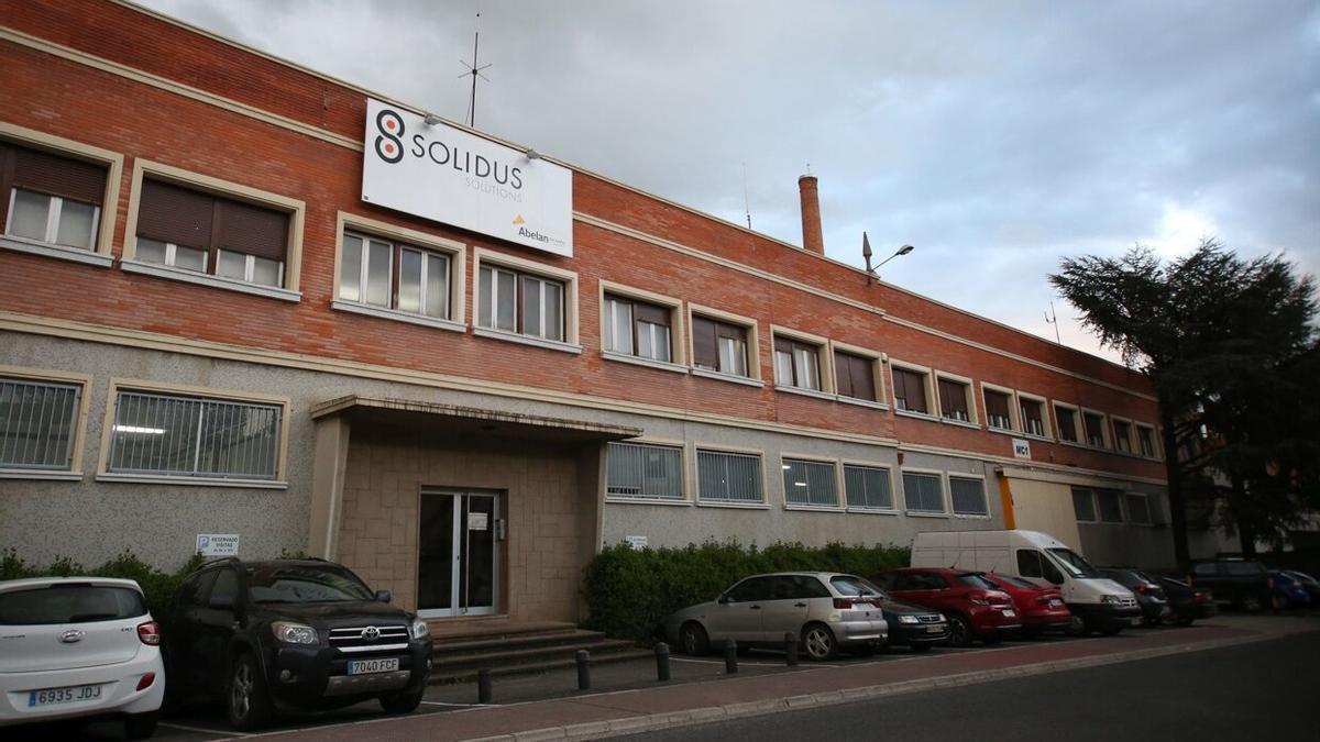 ELANafarroa's tweet photo. ⚖️Garaipena auzitegietan, @bidelagun_funda|ren eskutik
✅Justiziak #Atarrabia|ko Solidus San Andrés enpresari ezarri dio %40ko prestazio errekargua langile baten ezintasun pentsioari, #segurtasun faltagatik
📲 https://t.co/Nl6WCDtv61 https://t.co/Mg36JrHwNn