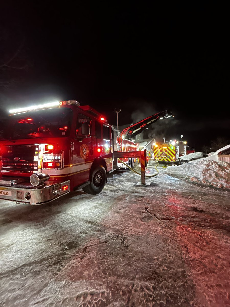 NewMinasFire's tweet photo. The crew on #Ladder42 responded to a residential structure fire to assist a neighbouring station overnight, where the first due engine crew made a successful rescue of a trapped occupant of the residence. https://t.co/s4yF06vrqr