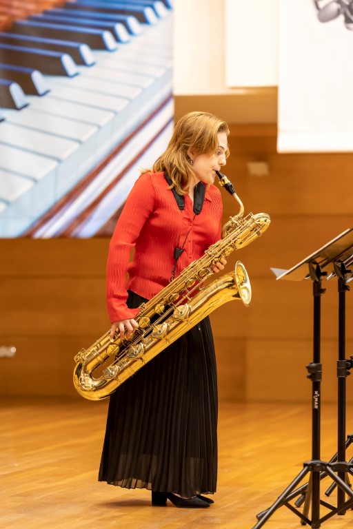 TorreviejaVista's tweet image. vistaalegretorrevieja.com/?p=28834 🎷🎶 ¡Espectacular concierto del Aula de Saxofones del Conservatorio Superior de Música “Oscar Esplá” de Alicante en el Conservatorio Profesional de Música “Francisco Casanovas” de Torrevieja!🎼👏 #Música #EducaciónMusical #Cultura #Torrevieja