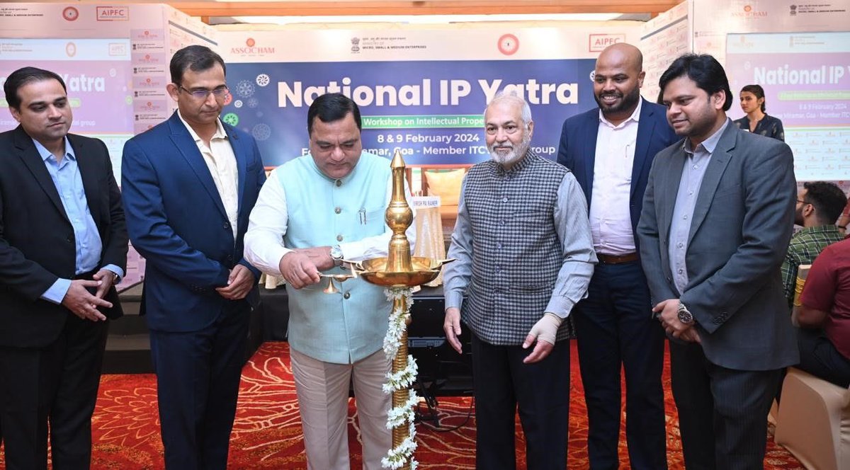 sagarathlete's tweet photo. National #IPYatra Workshop on #IntellectualPropertyRights set sail in #Goa with the flicker of the lamp, symbolizing a beginning. Hosted by #ASSOCHAM in collaboration with Ministry of MSME. Honourable industries minister Shri Mauvin Godinho was the chief guest. https://t.co/lPH3msFaOE