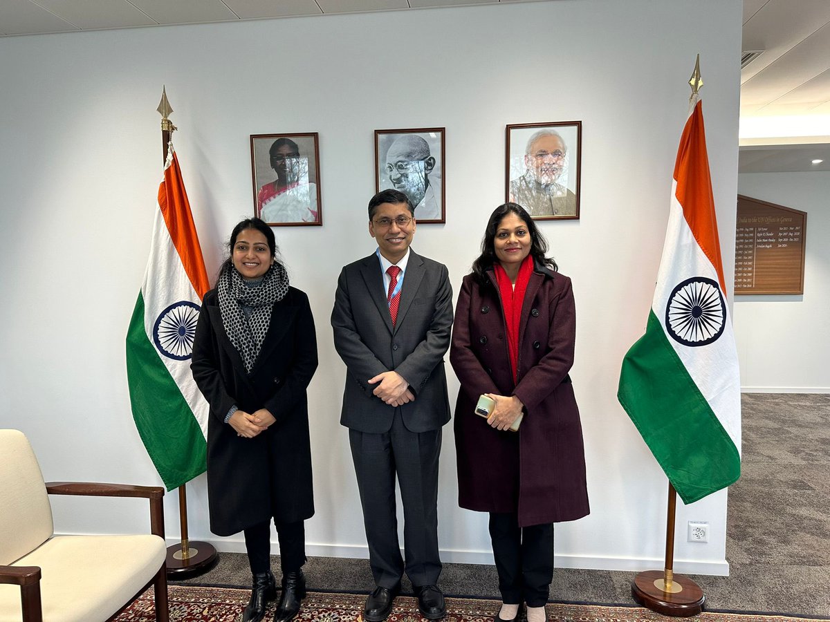 <a href="/cbic_india/">CBIC</a> delegation attending <a href="/UNECE/">UNECE</a> meetings on International Road Transport (TIR) and CPD Conventions in Geneva, briefed PR <a href="/abagchimea/">Arindam Bagchi</a> on strengthening India’s role and contribution to international cooperation under these Agreements. 

<a href="/MEAIndia/">Randhir Jaiswal</a>