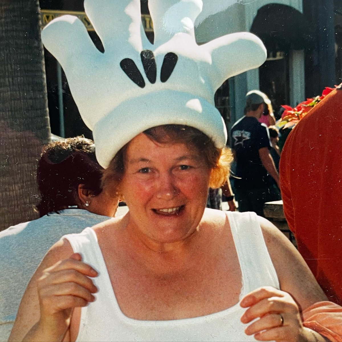 Walking 29 miles in Feb to raise money for Alzheimer's Research Uk 🧡🧡13.12 miles so far <a href="/AlzResearchUK/">Alzheimer's Research UK</a> 
justgiving.com/fundraising/rh… 
In Memory of my Nanny Pat 🧡🧡🧡🧡🧡🧡🧡
#Nan #Alzheimersfundraiser #JustGiving #Missyou