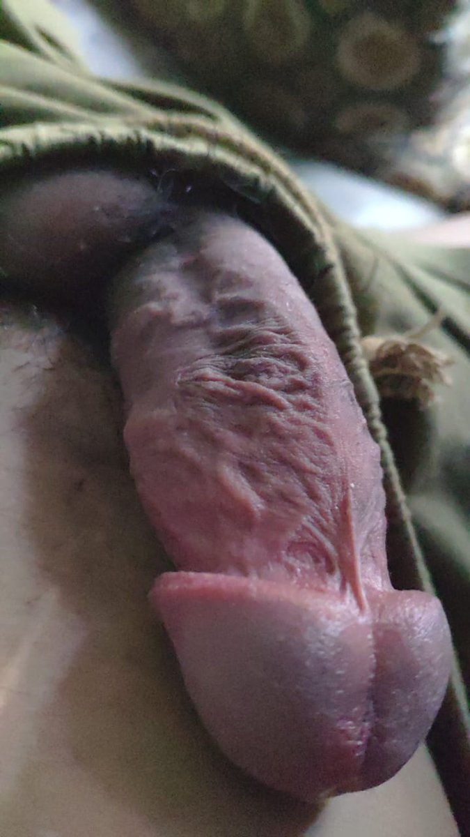 Kamar si udh ready, si dede jg udh berdiri tegak. Cuma lawan nya doang yg blm ada...  Sini merapat mangga besar 💦💦