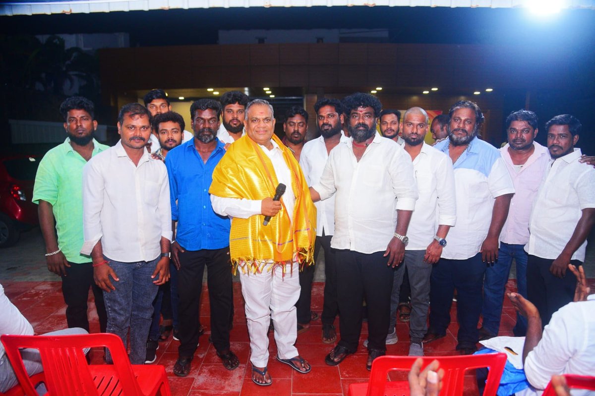 EcrPSaravanann's tweet photo. #தமிழகவெற்றிகழகம்
#தலைவர் விஜய் அவர்களின் வழியில் 
சென்னை புறநகர் மாவட்டம் தமிழக வெற்���ி கழகத்தை சார்ந்த மாவட்டம், மாவட்ட இளைஞரணி, மாவட்ட மகளிர் அணி, தொகுதி, ஒன்றியம், நகரம்,பகுதி,வட்டத்
தோழர்களுக்கு இடையே 
பொதுச் செயலாளர்  புஸ்ஸி N.ஆனந்த் அவர்கள் #நேற்று கழக வளர்ச்சி குறித்து https://t.co/OeTA2vbmWb