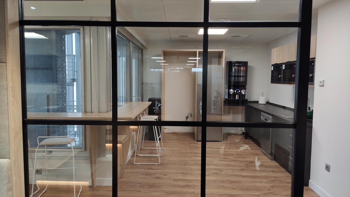 NETWORKIA Business Center tweet media