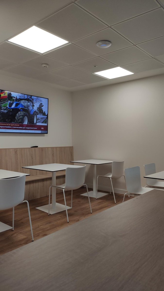 NETWORKIA Business Center tweet media