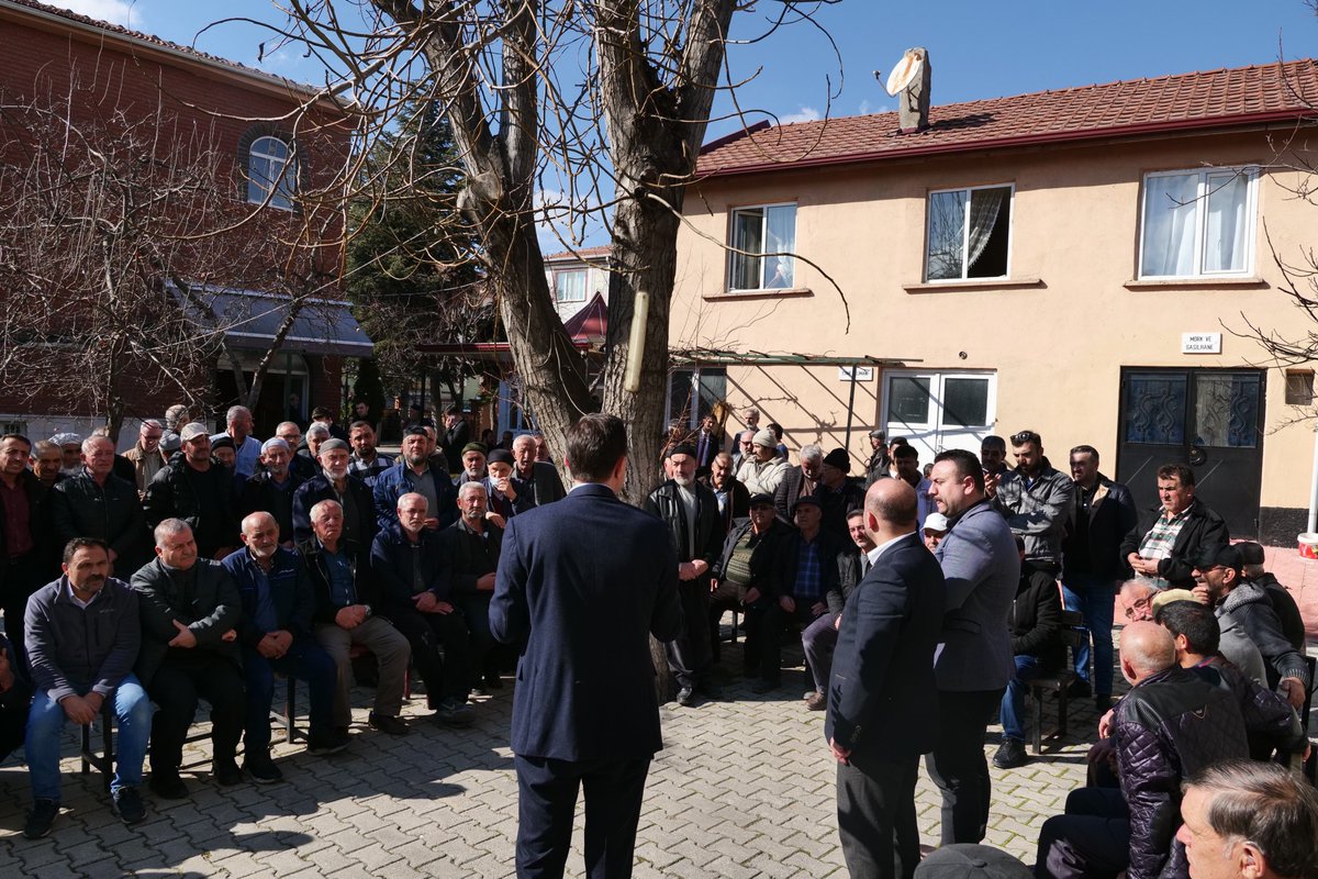 Büyükşehir Belediye Başkan Adayımız Nebi Hatipoğlu ile birlikte Gündoğdu Mahallemizdeydik… 
 
Cuma namazı sonrası hemşehrilerimizin yıllardır bir türlü çözül(e)meyen sıkıntılarını dinledik. Az daha sabır. Nebi başkanımız, 25 yılda sadece 24 daire dönüştürülen Gündoğdu