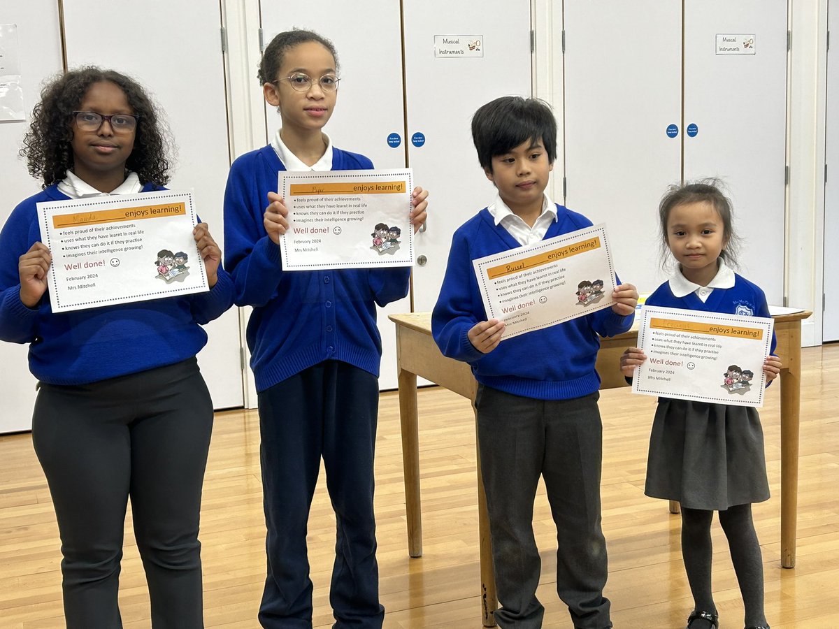 StMarys_SW8's tweet photo. More achievements celebrated in assembly today. #learningbehaviours https://t.co/btRdV8YlGS