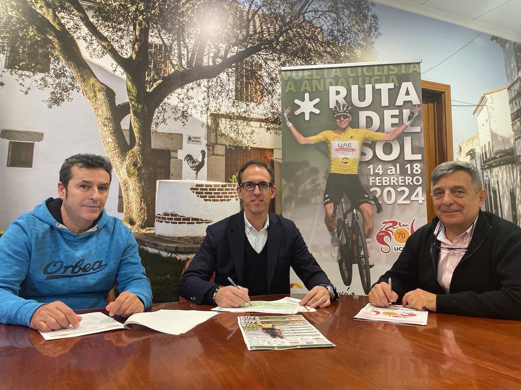 La Vuelta Ciclista a Andalucía concluirá el viernes 16 en la calle doctor Antonio Cabrera de Pozoblanco. 

bit.ly/497f9XP