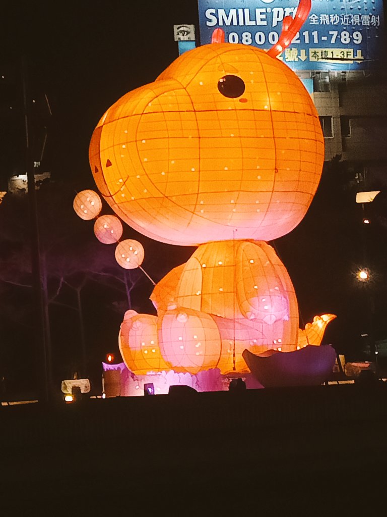 好好喔！大家都可以團員吃年夜飯！
祝大家新年快樂喔！🍻