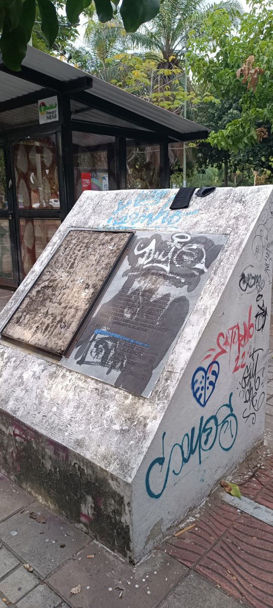 diariodelhuila's tweet photo. #Neiva 🧐 Tenemos que recuperar la peatonal de la Quinta
Leer más: ⤵️
https://t.co/ihXxItNvGX
Uno de los lugares más emblemáticos de Neiva es el sector cultural del barrio Sevilla donde está el complejo cultural del centro de convenciones y otros.
#Cultura #DH #Emblematicos https://t.co/FCkVAjAo6a