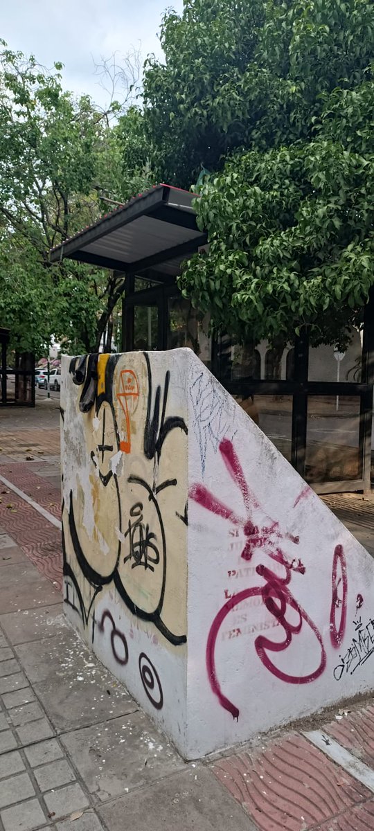 diariodelhuila's tweet photo. #Neiva 🧐 Tenemos que recuperar la peatonal de la Quinta
Leer más: ⤵️
https://t.co/ihXxItNvGX
Uno de los lugares más emblemáticos de Neiva es el sector cultural del barrio Sevilla donde está el complejo cultural del centro de convenciones y otros.
#Cultura #DH #Emblematicos https://t.co/FCkVAjAo6a