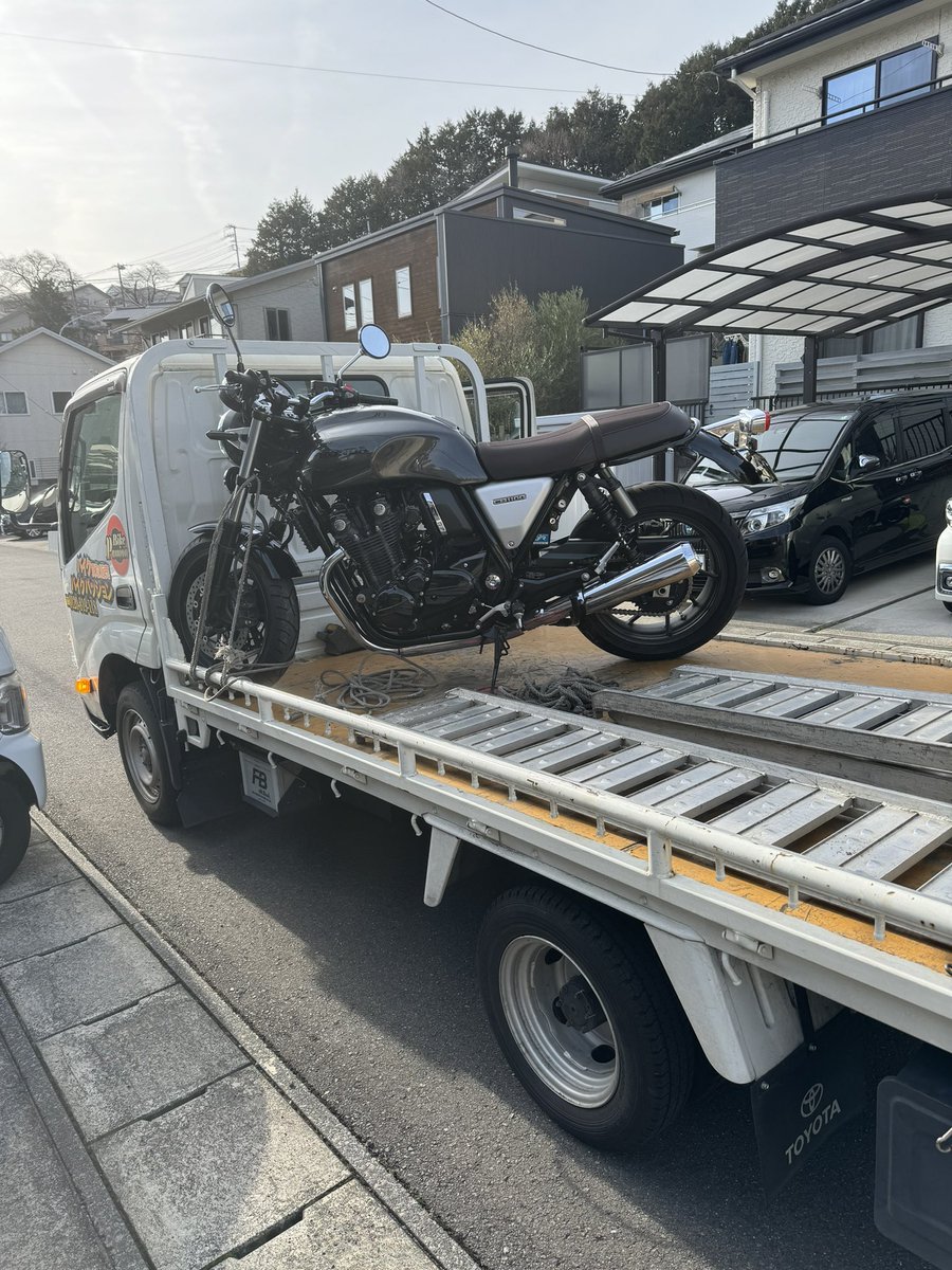 hisato_k's tweet photo. さようなら👋🏻
誰かに愛してもらえ🥹👍

#CB1100RS https://t.co/Rg7KIhb7Zj