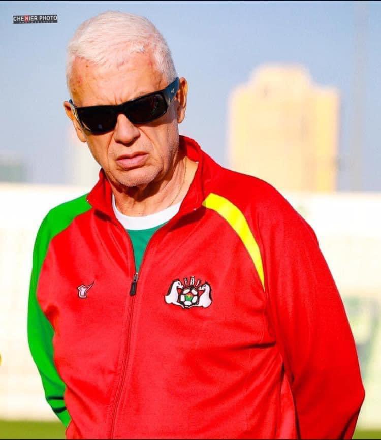 OAR24_official's tweet photo. 🚨URGENT : Hubert Velud n’est plus l’entraîneur des Étalons !

Velud et son staff ne seront pas renouvelés 
A l’issue de la CAN 2023 et au vu du bilan des Étalons, la Fédération Burkinabè de Football a décidé de ne pas prolonger le contrat du sélectionneur national Hubert Velud. https://t.co/J3rmG9LquV