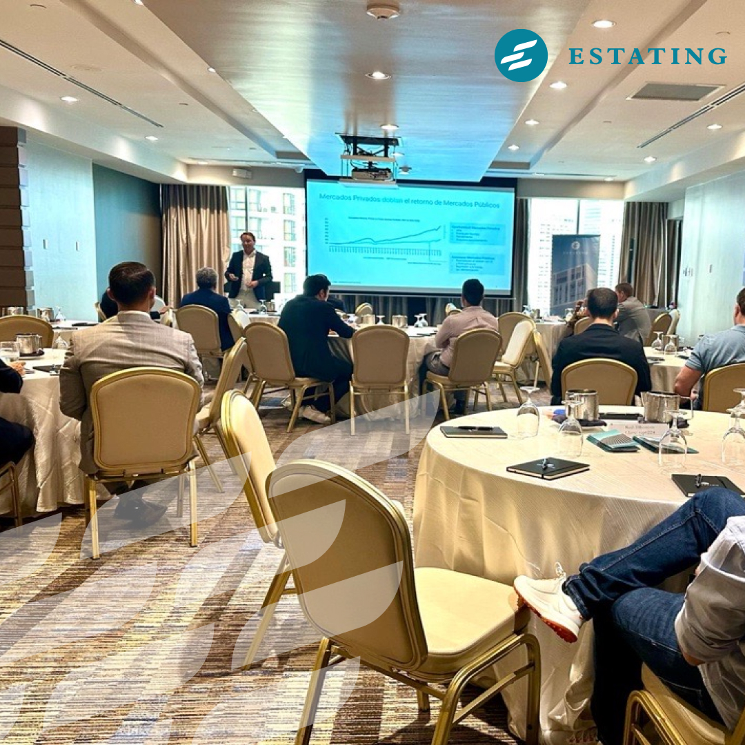 GetEstating's tweet photo. Fue un placer vernos las caras ayer en el Hilton Panamá.

Muchas gracias a todos los asistentes y los expertos que compartieron sus conocimientos sobre real estate y mercados privados, y a Martin Halblaub,  Daniel Vegue Dominguez y Joaquin Celasco que representaron a Estating. https://t.co/sU5omFy9f8