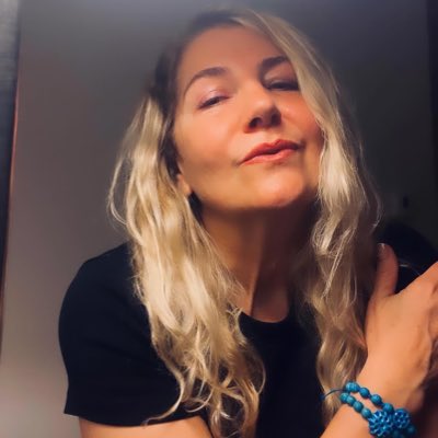 RedenaArt's tweet photo. #NewProfilePic https://t.co/rnR0v0mAvR