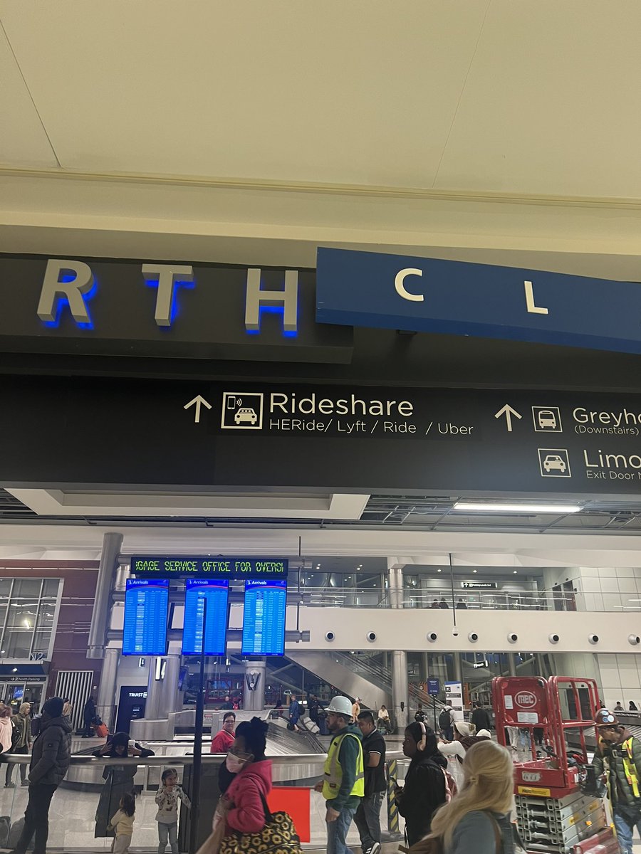 jillbgates's tweet photo. THIS IS THE BEST BLACK HISTORY MONTH GIFT I HAVE EVER RECEIVED!!!!!!!! 

DOWNLOAD HERide 💜 @getheride https://t.co/JblHMVZlSD