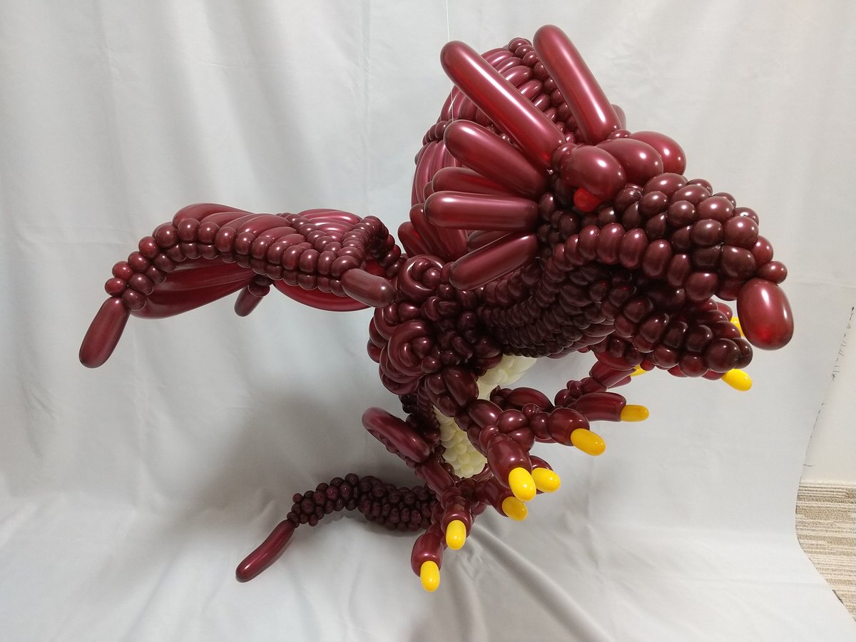 Huggy_balloon's tweet photo. 2024/01/25
ドラゴン
Dragon
Color Quest Cranberry
製作時間:600mins
使用本数:120本
#バルーンアート #ツイストバルーン
#風船 #balloonart #balloon #balloonmodelling #balloonfigure #造型氣球
#colorquest #ドラゴン #Dragon https://t.co/seTPtuM6ri
