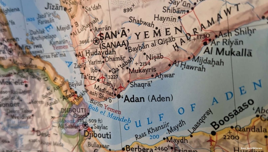 bneintellinews's tweet photo. Yemen economic spoils spat revs Red Sea rage #bna #shipping #RedSea #Houthis #palestine #Hamas #Israel #merchantshipping #Hodeidah #trade https://t.co/FBHYuaiUtE https://t.co/TTH3DSPug9