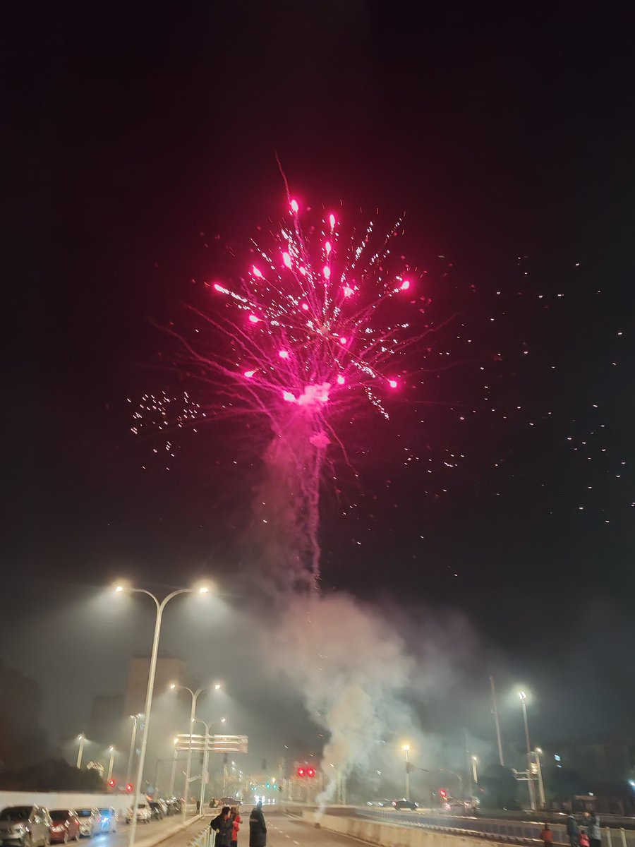 waruqi's tweet photo. Happy new year! https://t.co/Jb6GXmtdbl