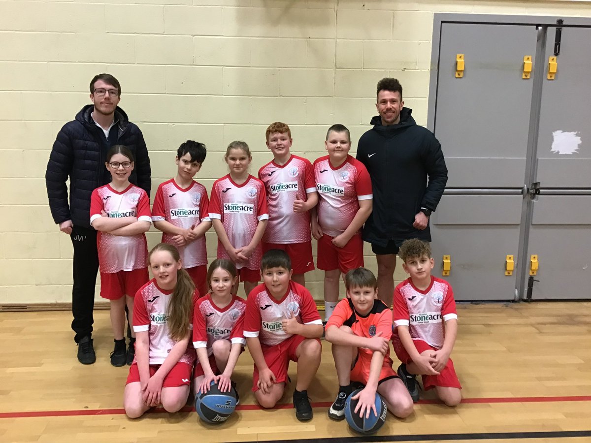 A Big Well done to our year 3/4 and 5/6 Basketball Teams @CampsmountAcad taking part in the @LegerSport Basketball Compeition ⛹🏿⛹️‍♂️ The kids did great in both events and did the school proud 💯 ⛹🏻‍♀️🥉🥉@TheRoseLearning @8_bradjohnston