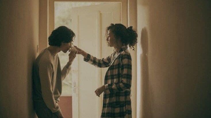 ඔහුට ඈ වෙත කිසි දිනෙක රන් මාලයක් ගෙන යාමට නොහැකි විය.
නමුත්, 
ඔහු ඈ වෙනුවෙන් කාලය වෙන් කළේ ය.
කාලය රන් හා සමානයි කියුව ද,
අවසානයේ දී,
රන් වලටත් වඩා වටින්නේ කාලයයි කියා ඈට පසක් විය! "🤍🌻