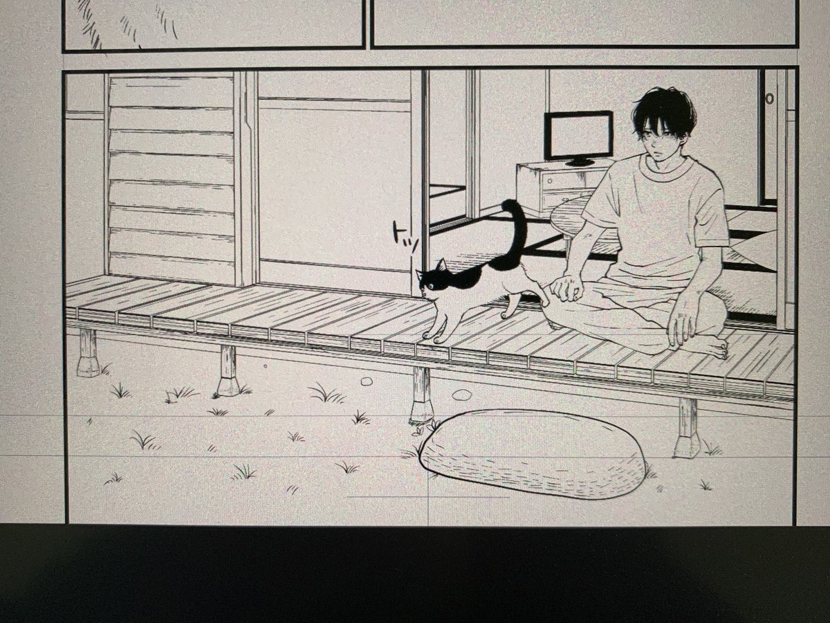 30ページアップ。
このコマの背景は息子(厨二)が描いてくれました。普段からクリスタで遊んでたのでもしかして…と今回頼んでみたら…できてる😳✨まだ時間はかかるし指導しつつですが、私より飲み込み早い!写真のトレースから始めてこれで4枚目。私のふにゃふにゃアタリからパースを取る中級編。