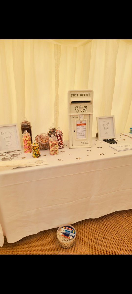 Happysoundsdj's tweet photo. Elegant Bianca White Wedding Post Box with Gold Caligraphy. We provide a personalised front insert for all couples.
Add to your booking for just £25.00
#wedding #weddingpostbox #marriage #2024wedding #2025wedding https://t.co/FWKktpXmds
