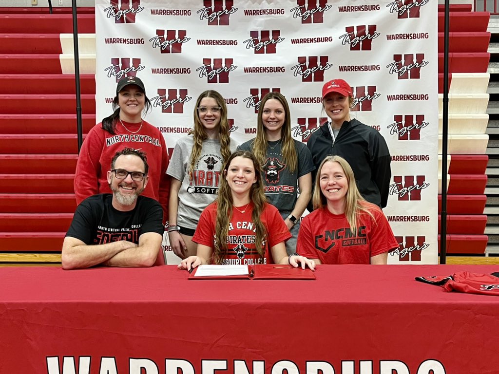 Welcome Myla Laws from Warrensburg to the rat pack! We are so excited to have you joining us this fall! #gorats