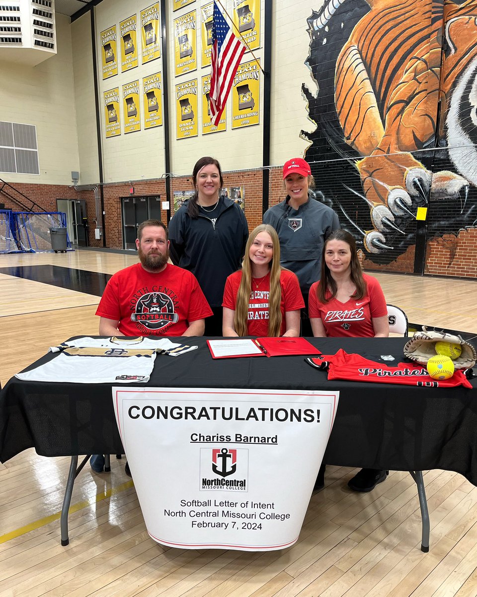 Very excited to be welcoming Chariss Barnard from Lee’s Summit High School! We are looking forward to having you join us this fall! #gorats