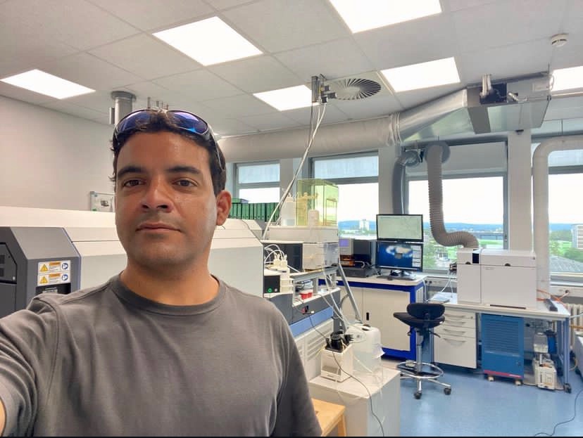 Igor__Pessoa's tweet photo. When your background in biogeochemistry resurfaced in the wild. https://t.co/GPoduxvFBn