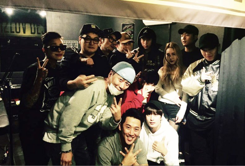 Em_BlockB2 tweet picture