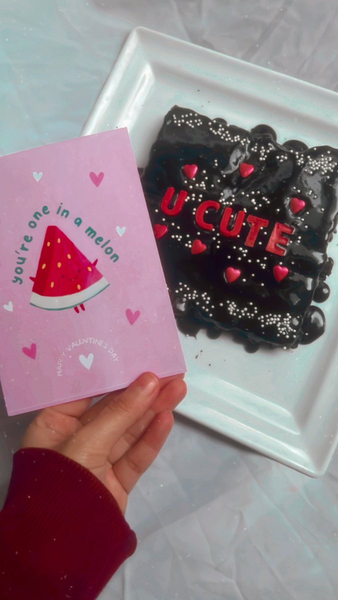 unfilteredAZ's tweet photo. just out here creating crazy cute stuff for my customers 💖🥰 https://t.co/Pfse0DegDK