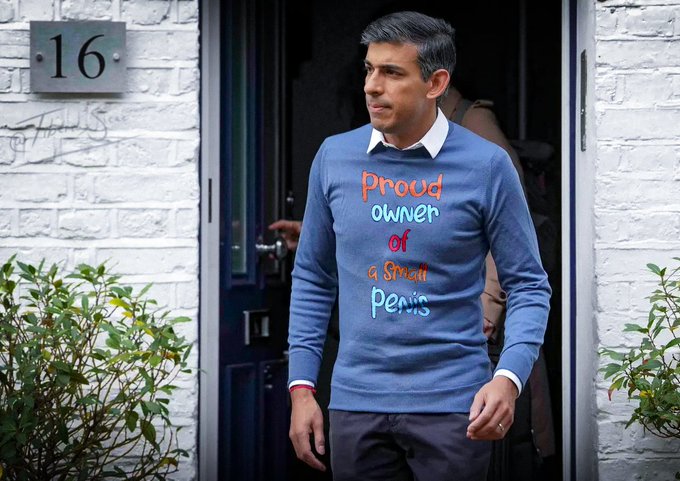 Sunak, leader of the Conservatives, wearing his latest jumper; a gift from Boris Johnson. https://t.