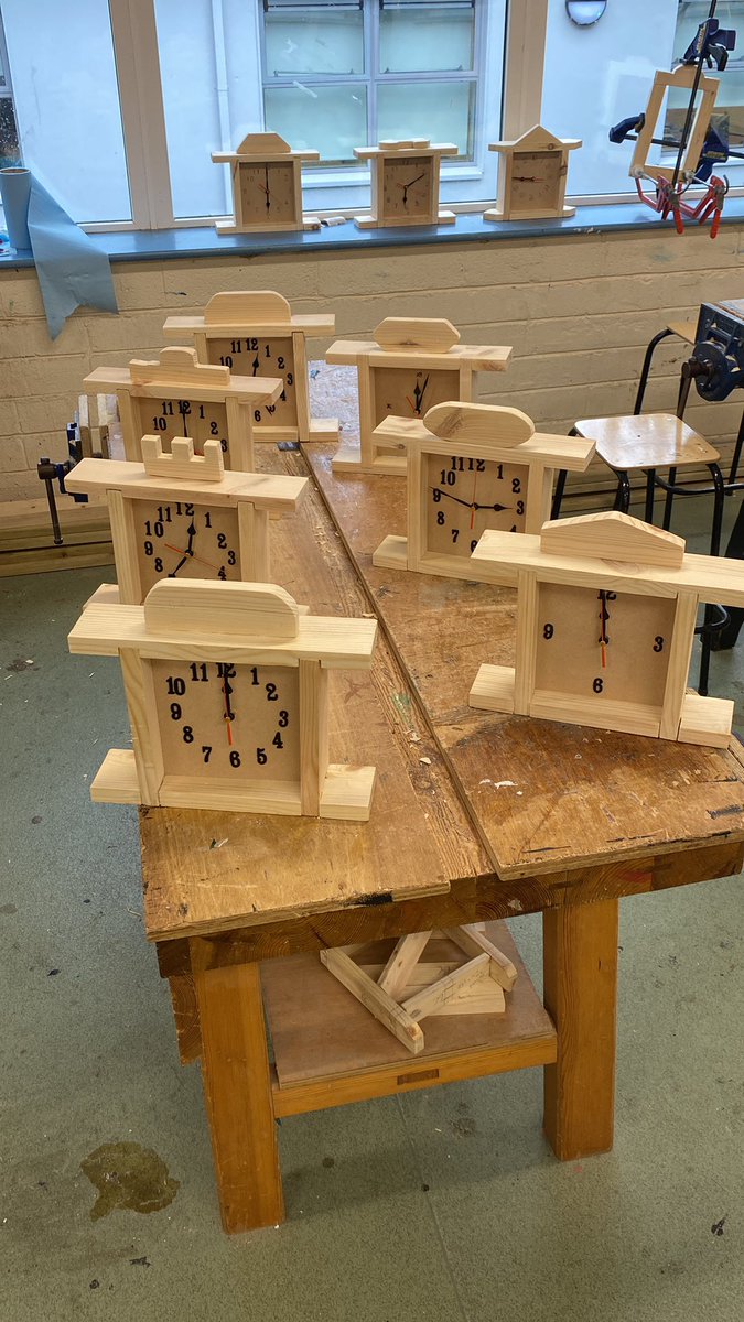 EannaTech's tweet photo. Time is up on this terms project. Well done to all first year projects. Great hands on display. https://t.co/Cy0zhEJ4Bt