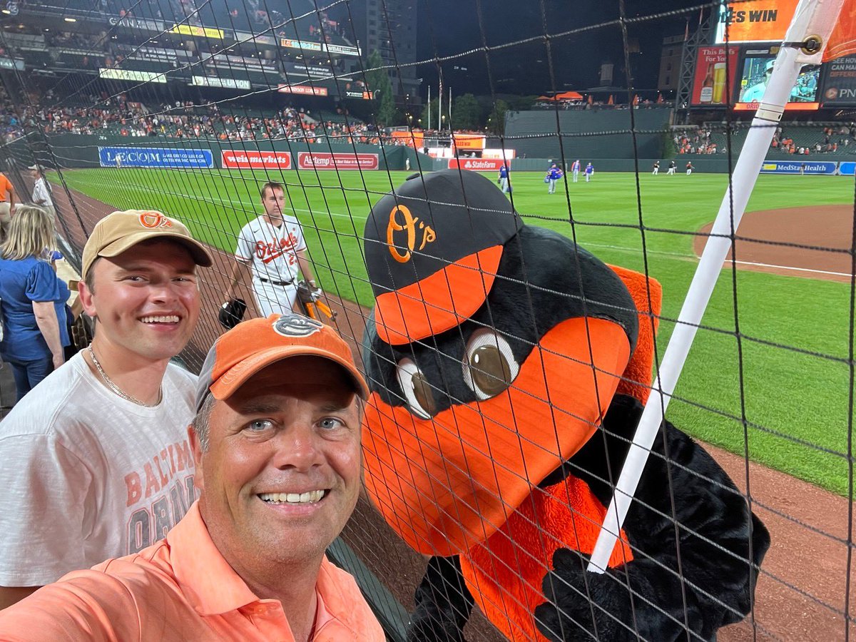 Happy birthday to my man <a href="/AFish0/">Andrew Fish</a>