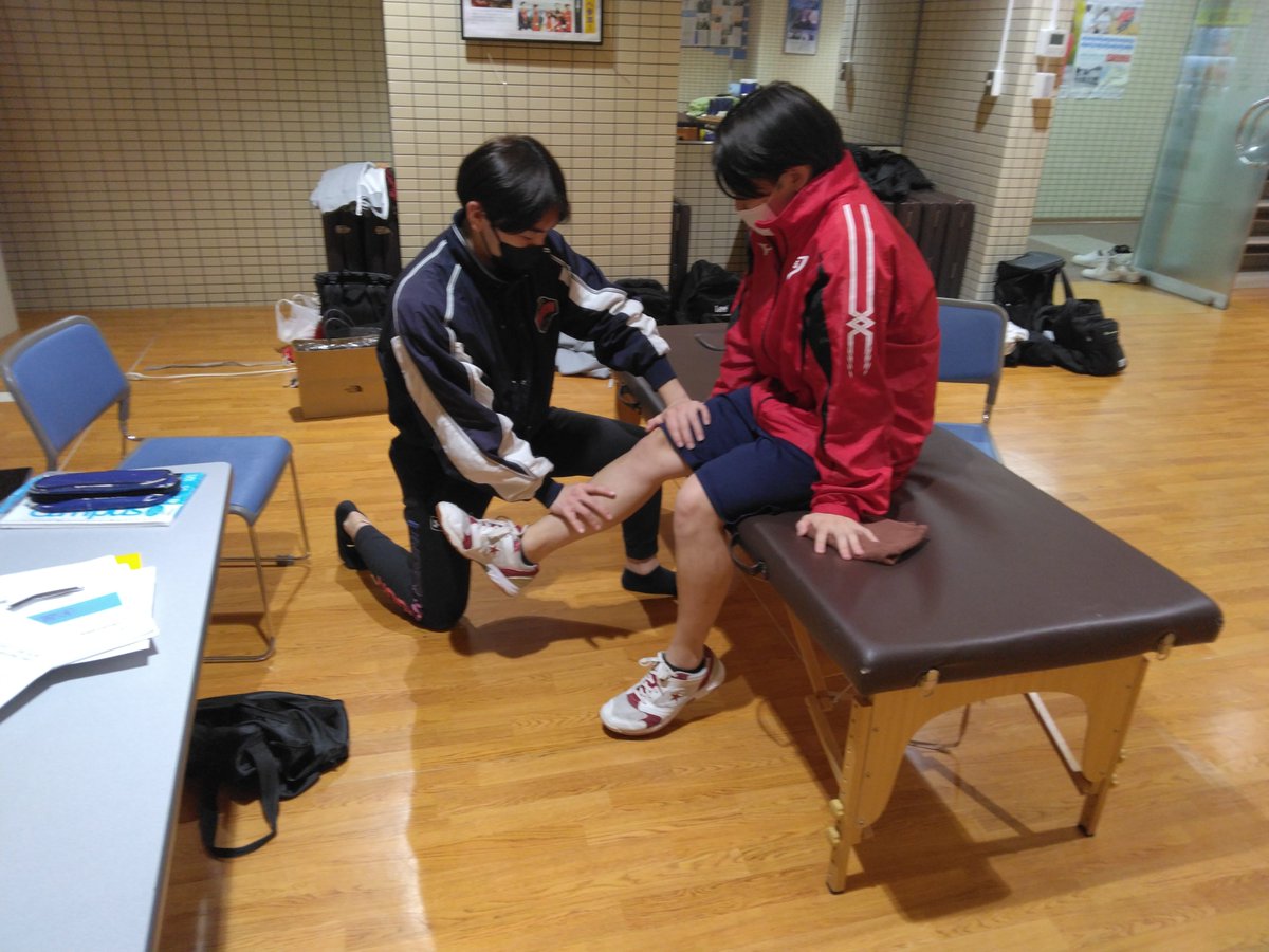 アスレティックトレーナー学科の実技試験に向けて最後の追い込みです❗

試験を想定して、学生同士で内容を確認しながら練習していました✴

次回オープンキャンパスは2月18日(日)となります😀
進学を検討される方は是非参加してみてください🎵

平日の個別相談も毎日開催中！