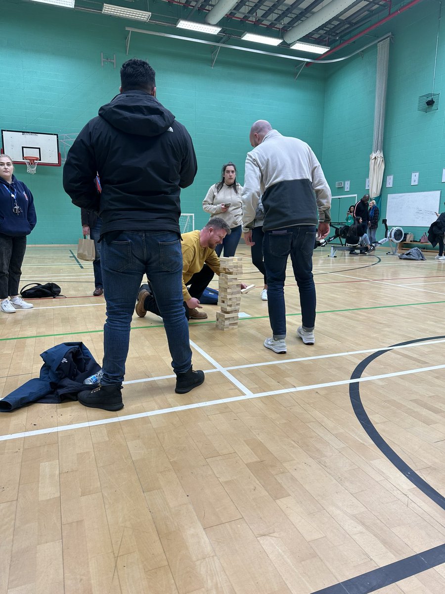 Check out our #networking lunch at Dixons Unity Academy during today’s trust conference! 

We’ve got ping pong, giant jenga and rowing taking place amongst staff from different academies. 

#DixonsTogether