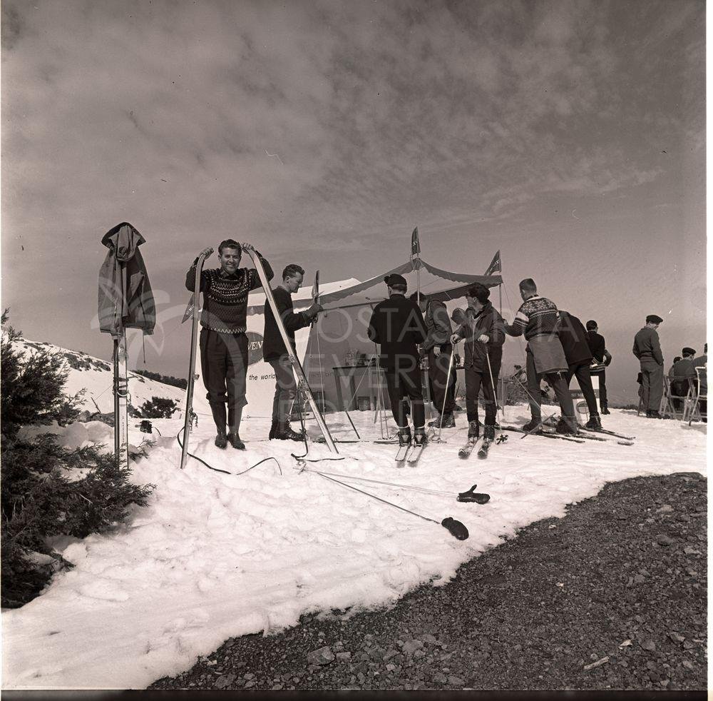 Leakin Past (@leakin_past) on Twitter photo Skiers standing on the north face of the Troodos #ski slope #Cyprus - 1966
<a href="/TweetCyprus/">Tweet Cyprus</a> <a href="/CyprusRT/">Cyprus🇨🇾🇪🇺</a> <a href="/CyprusPassion/">Cyprus Passion</a> <a href="/cyprus_reporter/">Cyprus Reporter</a> Skiers standing on the north face of the Troodos #ski slope #Cyprus - 1966
<a href="/TweetCyprus/">Tweet Cyprus</a> <a href="/CyprusRT/">Cyprus🇨🇾🇪🇺</a> <a href="/CyprusPassion/">Cyprus Passion</a> <a href="/cyprus_reporter/">Cyprus Reporter</a>