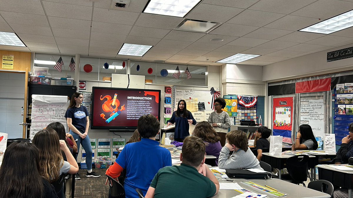 DrPatrickSpray's tweet image. PMHS students shared their research on the effects of vaping at Douglas McCarthur Elementary .  This was a great anatomy and health lesson for our students.