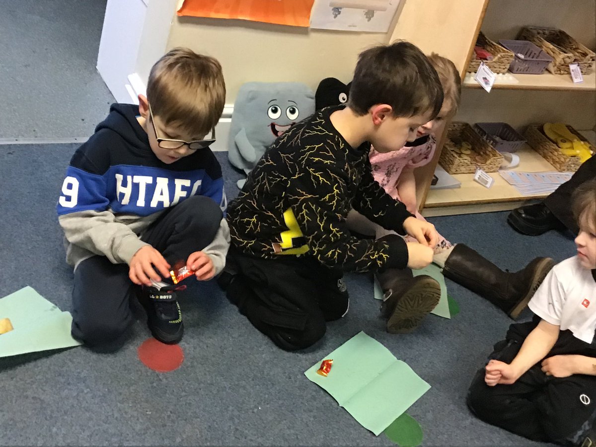 As part of our Chinese New Year celebrations, Willow Class have been sampling some Chinese food…which has made me want a take away tonight!!!