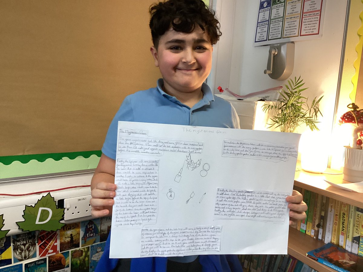 glenfromep's tweet photo. Some extremely proud children of #JuniperClass showing off their fantastic explanation texts! #year6 #writing βοΏ½οΏ½π https://t.co/xI8FuZk96e
