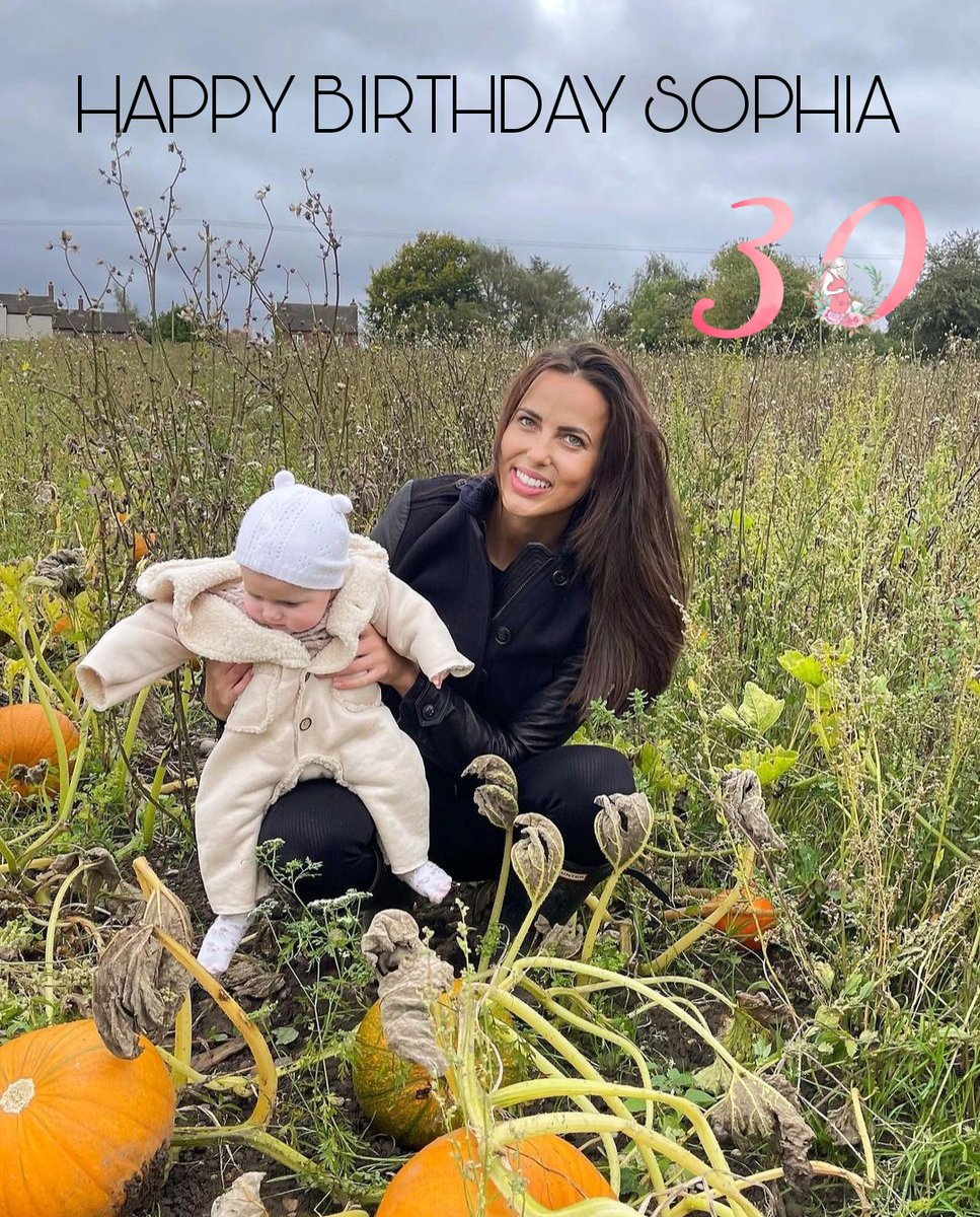 ReasonToLoveEJC's tweet photo. Happy 30th Birthday Sophia 🎂🎈 https://t.co/MeGOmyQk4B